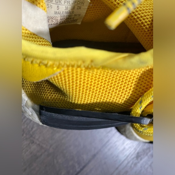 ADIDAS Pharrell x NMD Human Race Mens Sneakers - Picture 7 of 9